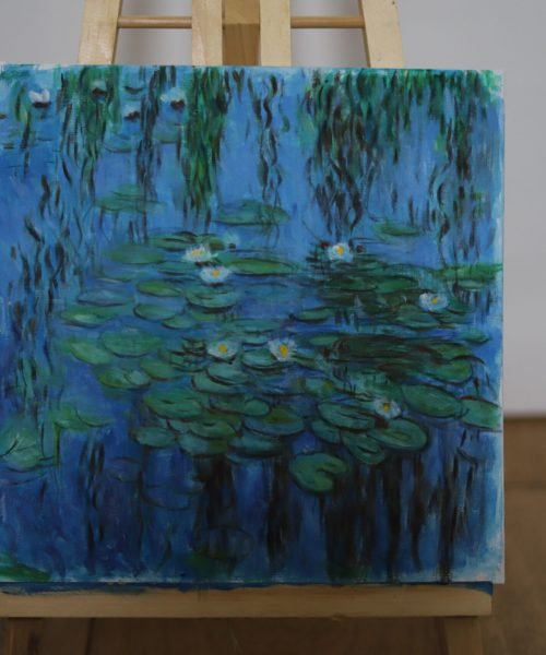 Copie fidèle d’un tableau de Claude Monet, réalisée à la main avec soin. Œuvre de qualité musée, parfaite pour votre présentoir ou décoration.